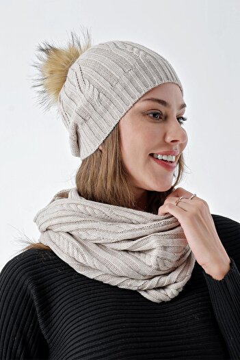 CHUBA Women's Hair Knitted Beret and Neck Collar Set Beige 24W131
