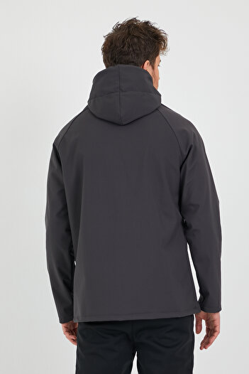 GENIUS STORE Store Erkek Içi Polarlı Su Ve Rüzgar Geçirmez Softshell Spor Mont 4 Cepli Outdoor Mont