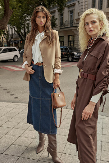 Trendyol Modest Φόρεμα από βαμβακερό υφαντό πουκάμισο με ρυθμιζόμενες λεπτομέρειες TCTSS23EB00365