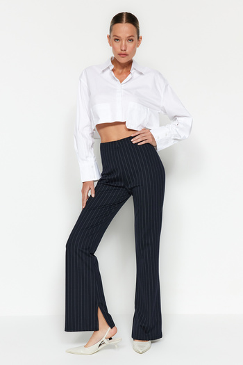 Trendyol Collection Sötétkék Smart Slit Flare/Spanyol láb magas derekú csíkos kötött leggings nadrág TWOSS23PL00126