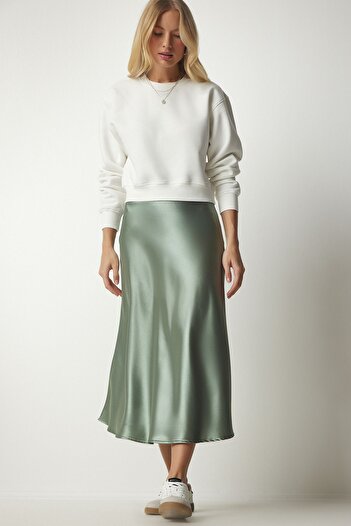 Happiness İstanbul Women's Green Satin Surface Skirt DD01144