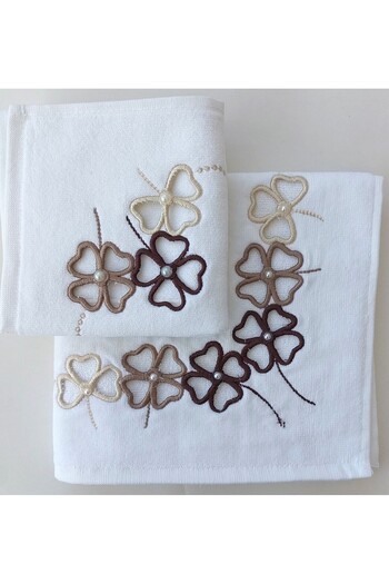 EMİLLİE Cut-Out Embroidered Velvet Anali Girl Towel Set (30X50Cm - 50X90Cm Set)