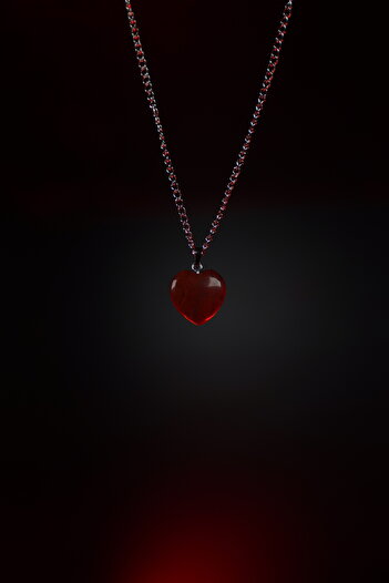 DOODLE Red Jasper Natural Stone Heart Cut Necklace