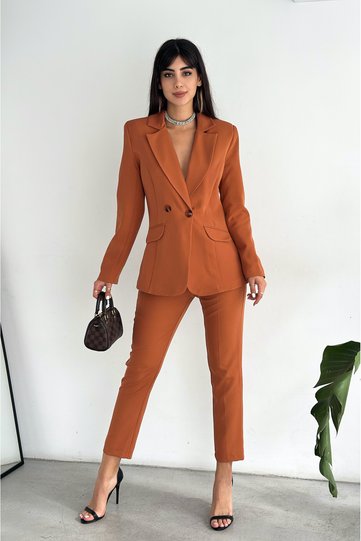Cinnamon Double-Breasted Blazer Jacket Carrot Trousers Suit