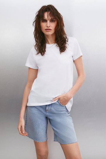 Samantha Women &Apos; S White T-Shirt with 100% Organic Cotton, Comfort Fit, Long Back