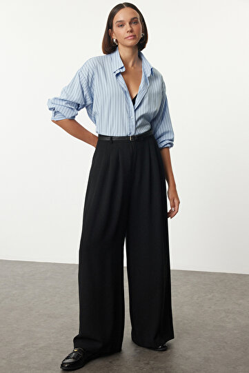 Siyah Kemerli Pilili Wide Leg/Extra Geniş Paça Dokuma Palazzo Pantolon TWOAW25PL00032