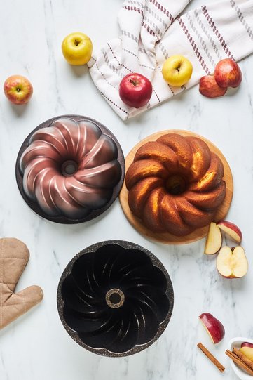 Nevera Gradient Cast Cake Mold Rose Gold 26 cm