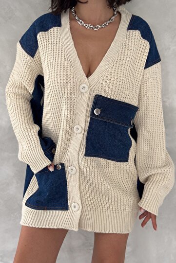 Women's Beige Standard Size Jeans Pocket Detailed Snap Button Oversize Jeans Detailed Design Knitwear Cardigan