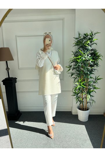Ecru Glitter Tweed Hijab Sweater