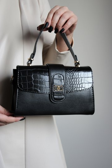 Women's Mink Elegant Crocodile Patterned Hand and Shoulder Bag