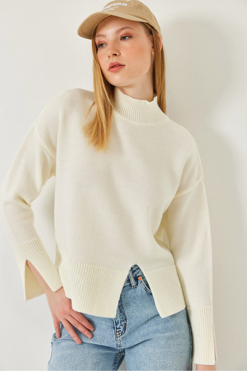 Women's Ecru Turtleneck Knit Sweater with Front Slit 20246859