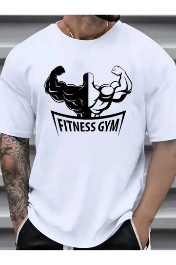تي شيرت رجالي برقبة دائرية وقصة مريحة مطبوع عليه GYM