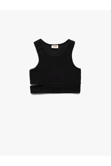 Slim Fit Crinkle Sleeveless Crew Neck Crop Tank Top with Window Detail