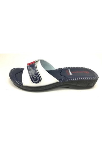 Women's slippers