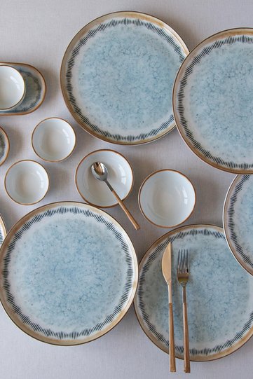 Moderna 14 Piece 6-Person Breakfast Set Seashore