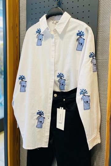 Women’s White Embroidered %75 Cotton %25 Linen Oversized Shirt (Buy 1 Size Smaller)
