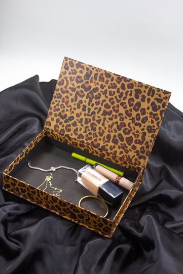 Book Box Model Luxury Leopard Empty Gift Box 24.3 cm X 16.2 cm X 4.3 cm