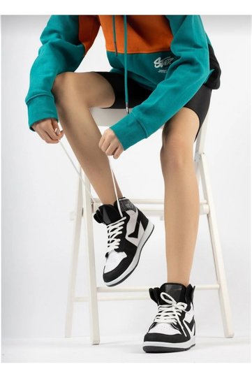 Black - High-Rise Unisex Sports Shoes