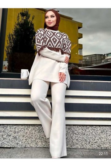 knit top and bottom set