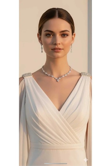 Minimalist Elegant Evening Jewelry Set – Teardrop and Marquise Stone Detail
