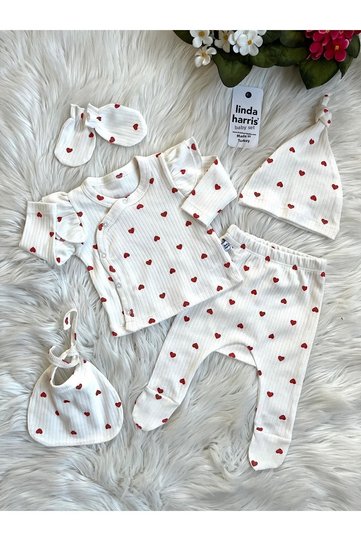 Heart Pattern 5-Piece Newborn Baby Girl Hospital Release Set
