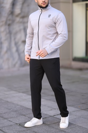 New Season Relaxed Fit Black Tracksuit