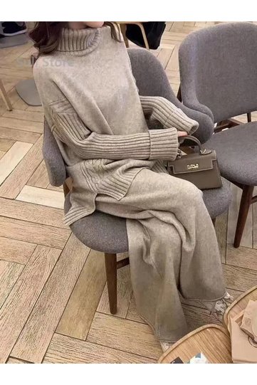 Women's Corded Fabric Neck Patterned Cable Knit Side Slit Knit Set Anthracite