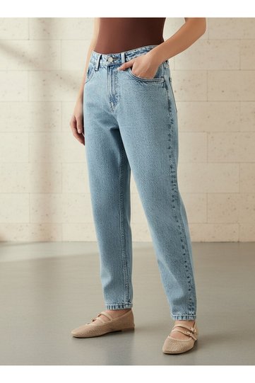 Women Mom Fit High-Rise Jeans