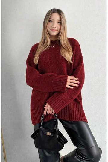 Women's Crew Neck Oversize Claret Red Knitwear Sweater