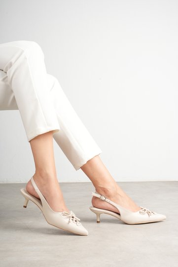 Beige Lace Detailed Pointed Toe Heeled Shoes