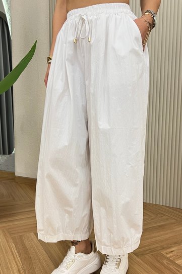 White Cuffed Pants with Pleated Details 51416