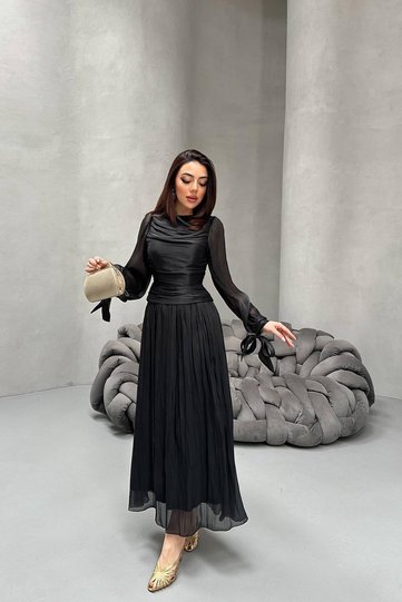 Black Gathered Detailed Cuffed Belted Dress