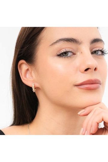 أقراط Xuping الذهبية اللؤلؤية - أقراط نسائية عصرية أنيقة مقاومة للصدأ ومضادة للحساسية وعصرية لا تتلاشى ألوانها وهدية أنيقة للموسم الجديد