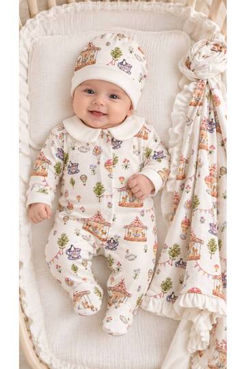 Wonderland 0-3 Months Carousel Patterned 3-Piece Newborn Hospital Discharge Set – Jumpsuit, Hat and Blanket