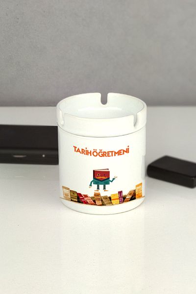 Hediyelen Δάσκαλος Ιστορίας Άοσμο Τασάκι