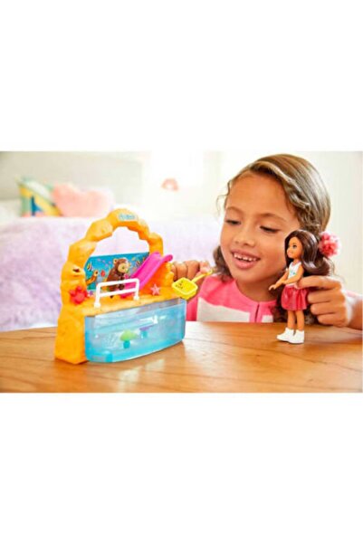 Barbie Chelsea Piknikte Oyun Seti - Havuzlu - Ghb75