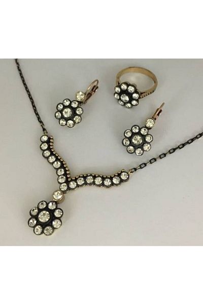 Aşina Gümüş Jewelled Daisy Necklace and Earring Ring Set - Women's Diamond Coat