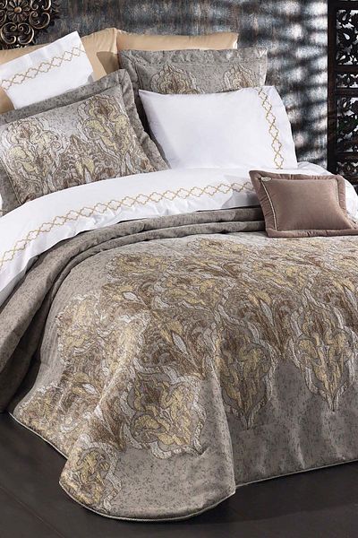 Vinaldi Beige Belted 10 Piece Bedspread Set