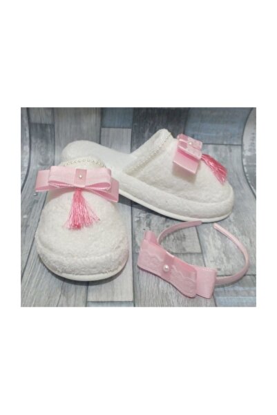 Azebu طقم تاج ونعال للحوامل مزين بشراشيب من Azebu باللون الوردي