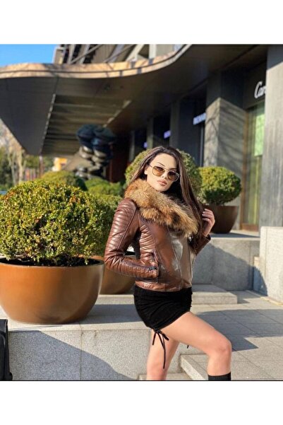 Milano Calvino سترة جلدية بياقة فرو بني للنساء