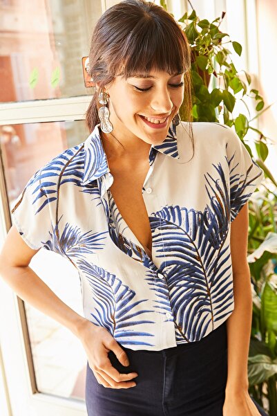 Olalook Women's Ecru Navy Blue Palm Bat Shirt