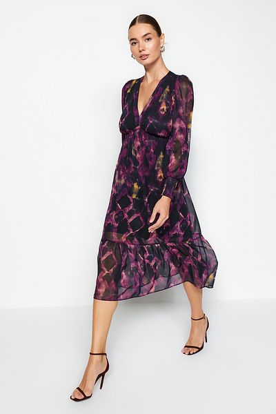 Trendyol Collection Černé tkané midi šifonové šaty s otvorem v pase TWOAW24EL00710
