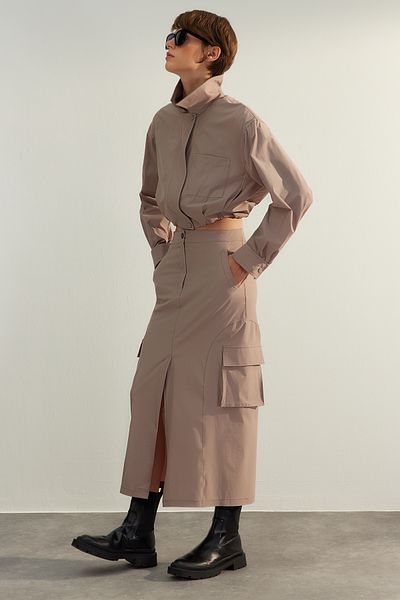 Trendyol Collection Kiváló minőségű Mink Midi szoknya – hasított részlet, limitált kiadás TWOAW24ET00289