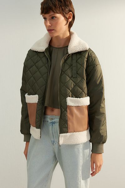 Trendyol Collection Χακί Καπιτονέ Λούτρινο Λεπτομερές Παλτό TWOAW24MO00310