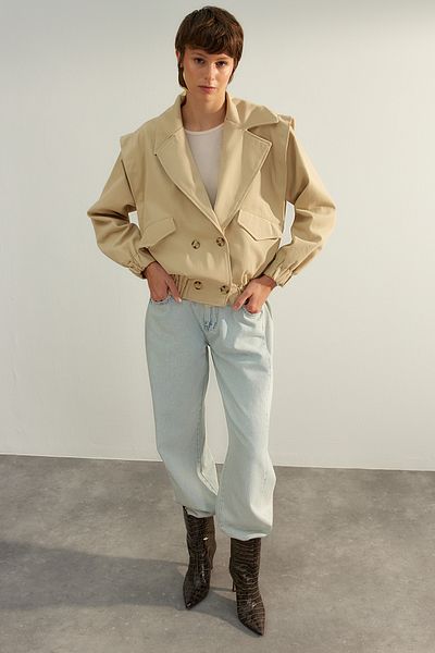 Trendyol Collection Beige Übergroßer wasserabweisender Jackenmantel TWOAW24MO00324