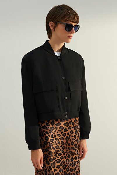 Trendyol Collection Чорна ткана куртка-бомбер преміум-класу TWOAW24CE00047