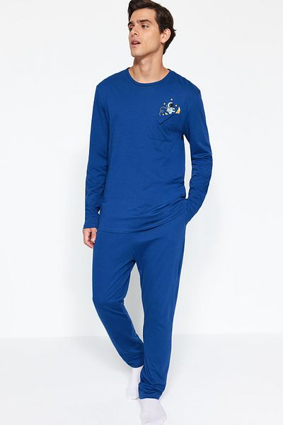 Trendyol Collection Indigo Regular Fit nyomtatott kötött pizsama szett TMNAW24PT00043