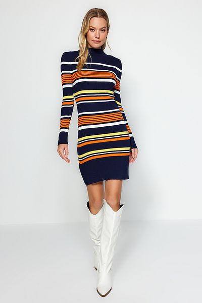 Trendyol Collection Sötétkék állógalléros mini kötöttáru ruha - színes blokk, TWOAW24EL00469