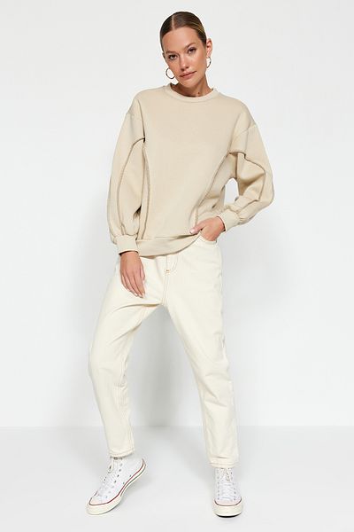 Trendyol Collection Πλεκτό φούτερ με πέτρινη ραφή Λεπτομερής λαιμόκοψη με κανονική εφαρμογή και χοντρή εσωτερική μπλούζα Fleece TWOAW24SW00233