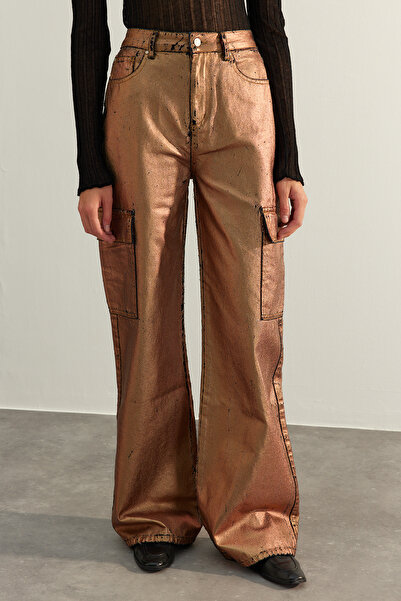 Trendyol Collection Limited Edition Bronze Wide Leg Glossy Printed Jeans TPRAW24JE00001